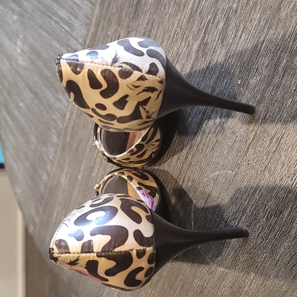 Pump - Picture 4 of 4